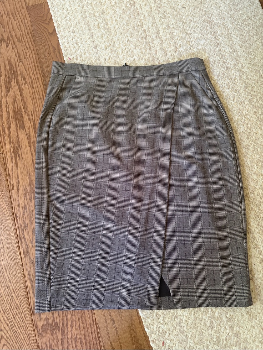 Banana Republic Gray Plaid Pencil Skirt